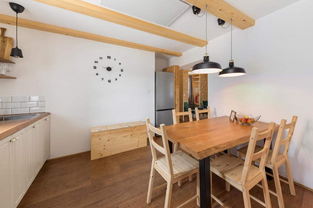 지고르니예 고르예 Hisa Na Soncu / Sun House 아파트 외부 사진
